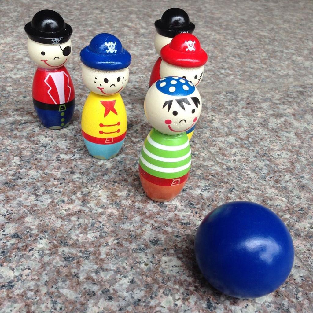 Colorful Mini Wood Cartoon Figure Bowling Set Skittle toys