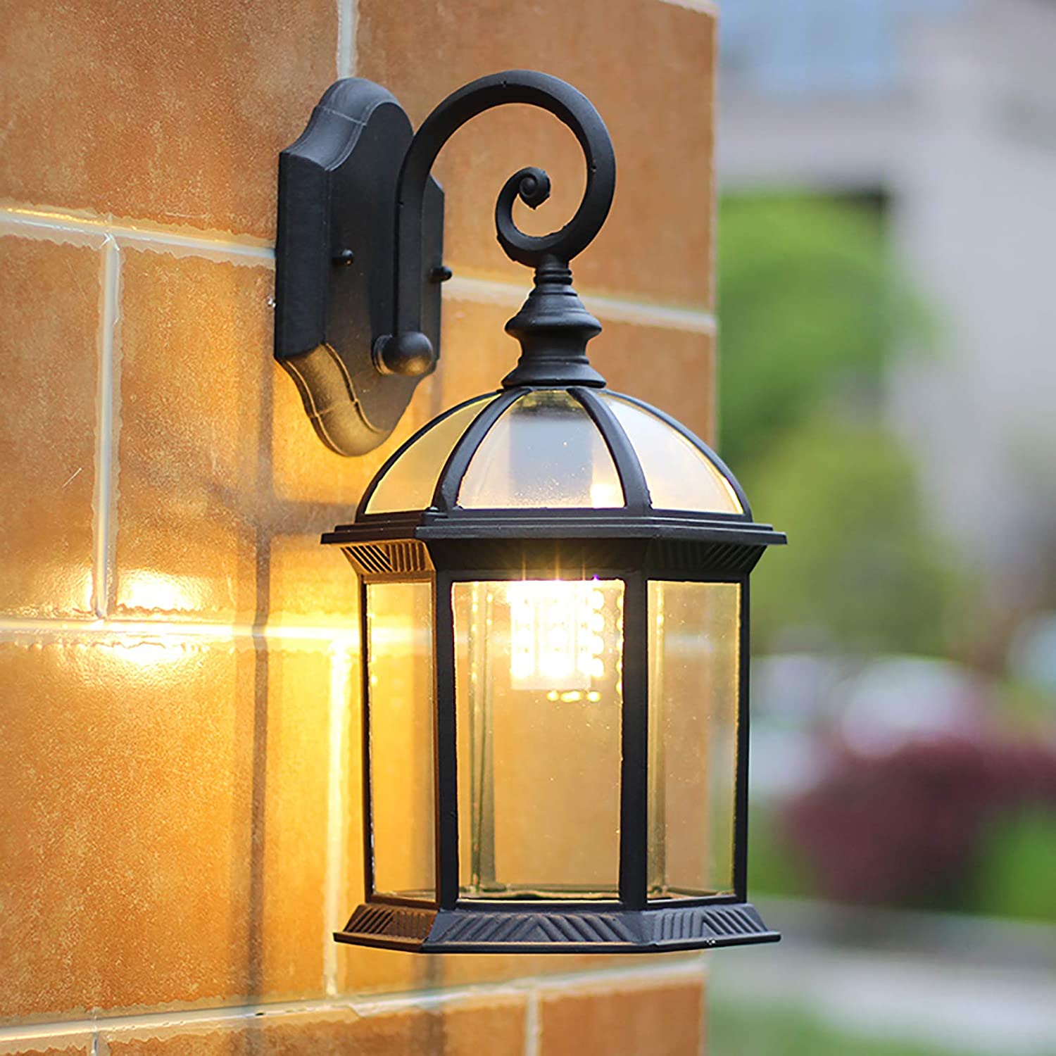 Oukaning Wall-Mounted Lamp Outdoor Garden Light Vintage Coach Lantern Lamp Porch Sconce