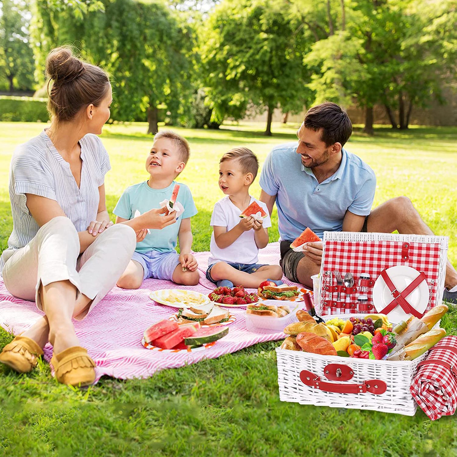 Ealing Wicker Picnic Basket for 2 Persons with Waterproof Picnic Blanket，Picnic Set for Family with Insulated Cooler Compartment Utensils，Wedding Engagement Gifts for Couples Unique (red Plaid)