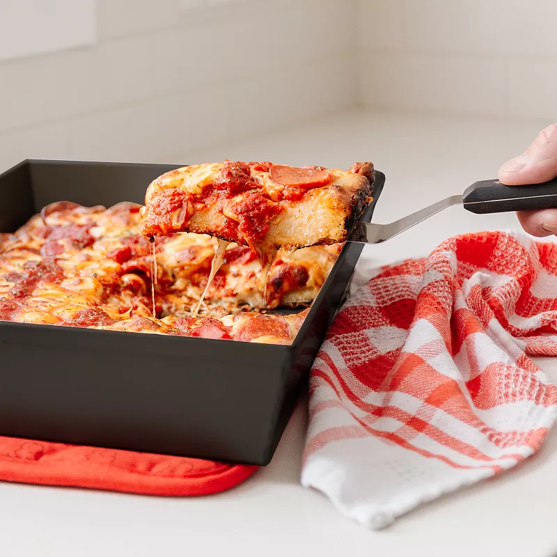 Chef Pomodoro Detroit Style Pizza Pan， 14 X 10-inch， Hard Anodized Aluminum， Pre-seasoned Bakeware