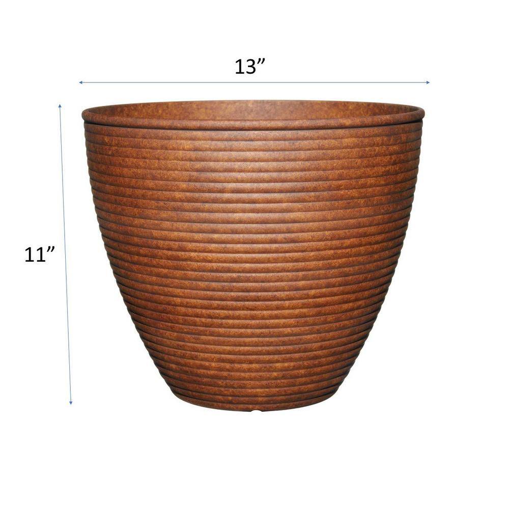 CHG CLASSIC HOME  GARDEN 13 in. Burnished Cali Resin Planter 4783-189R