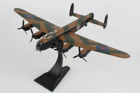 Corgi CG32628 Lancaster 1/72 Biii Special Aj T Tom...