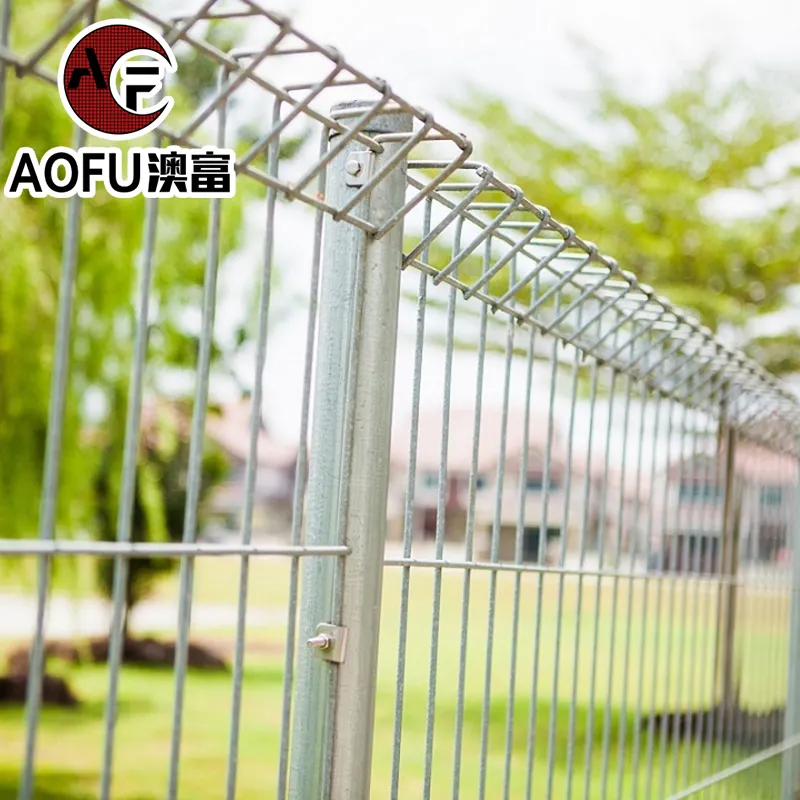 roll top welded mesh panel fence rustproof pvc coated  galvanized brc twisted wire fence brc price malaysia brc fence