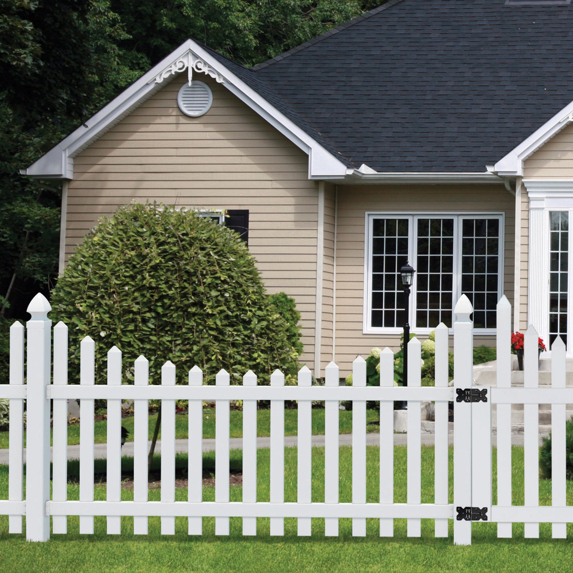 Outdoor Essentials Glendale 4 ft. x 8 ft. White Vinyl Scalloped Pointed Picket Fence Panel