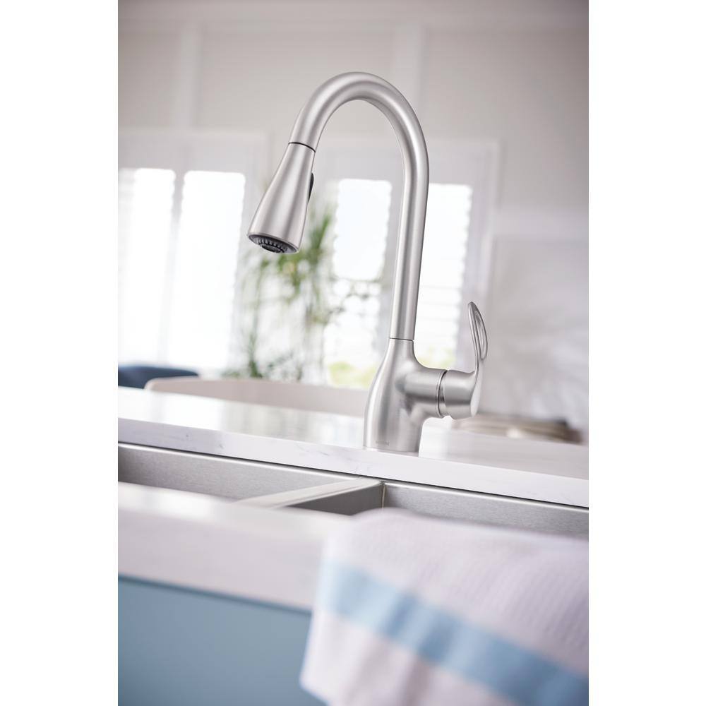 MOEN Kleo Single-Handle Pull-Down Sprayer Kitchen Faucet with Reflex and Power Clean in Spot Resist Stainless CA87011srs