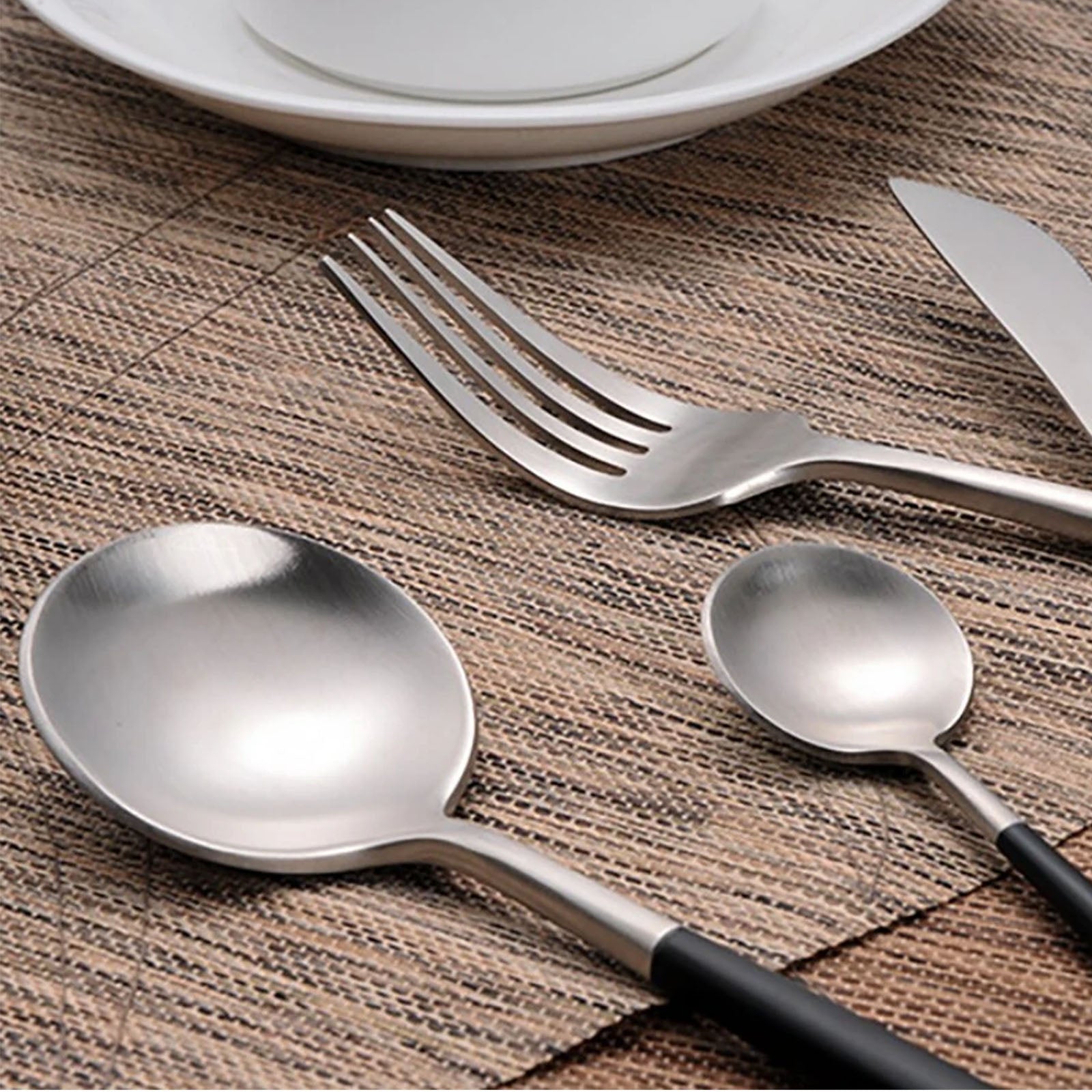 Set Of 24 Pieces Vienna Cutlery Set 8048B