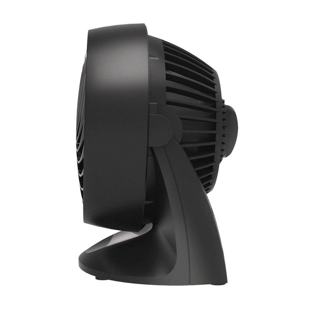 Vornado 133 7 in. Compact Whole Room Air Circulator Table Fan CR1-0221-06