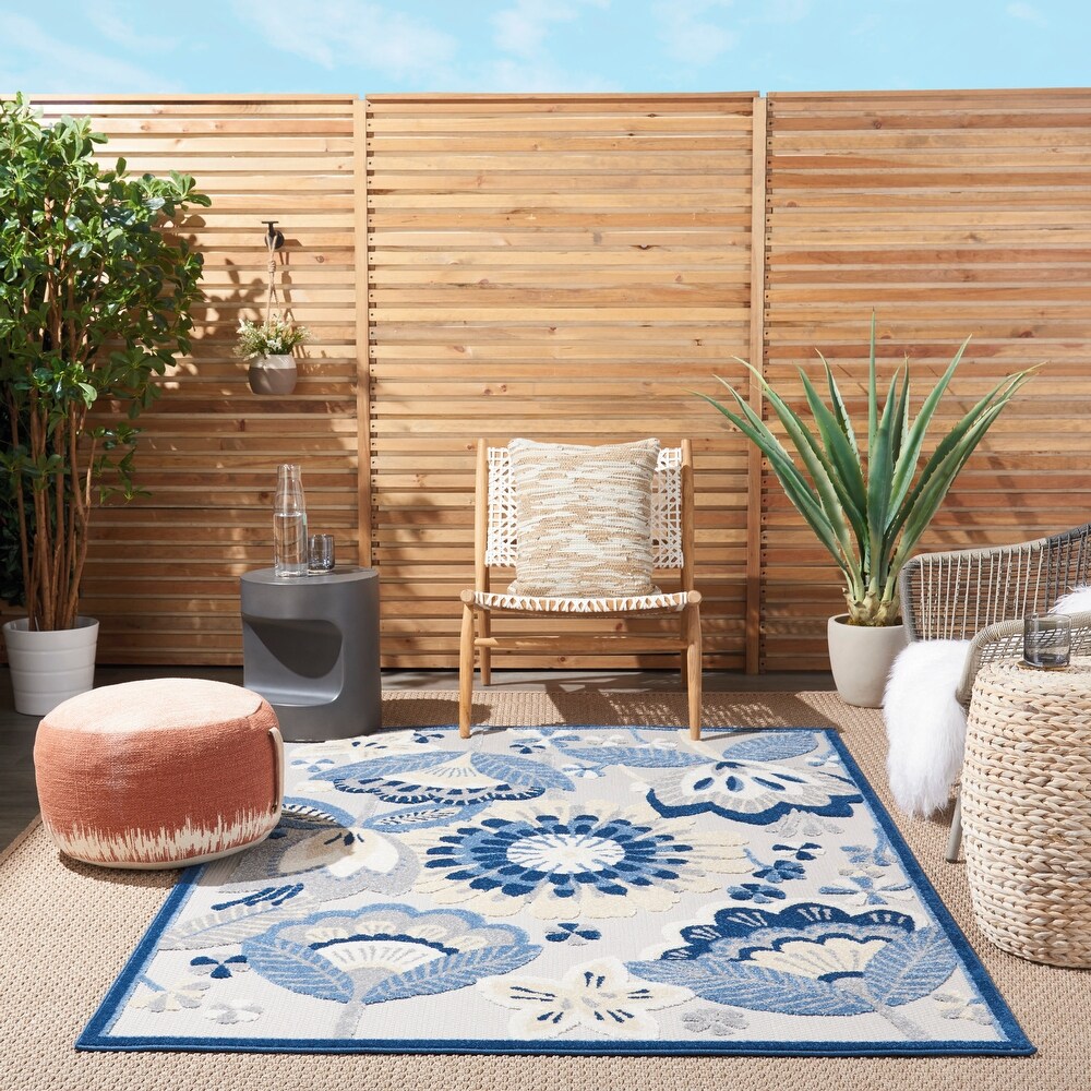 Nourison Aloha Scandinavian Floral Indoor/Outdoor Area Rug