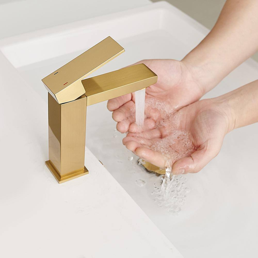 BWE Single Hole Single-Handle Bathroom Faucet in Brushed Gold A-96052-BG