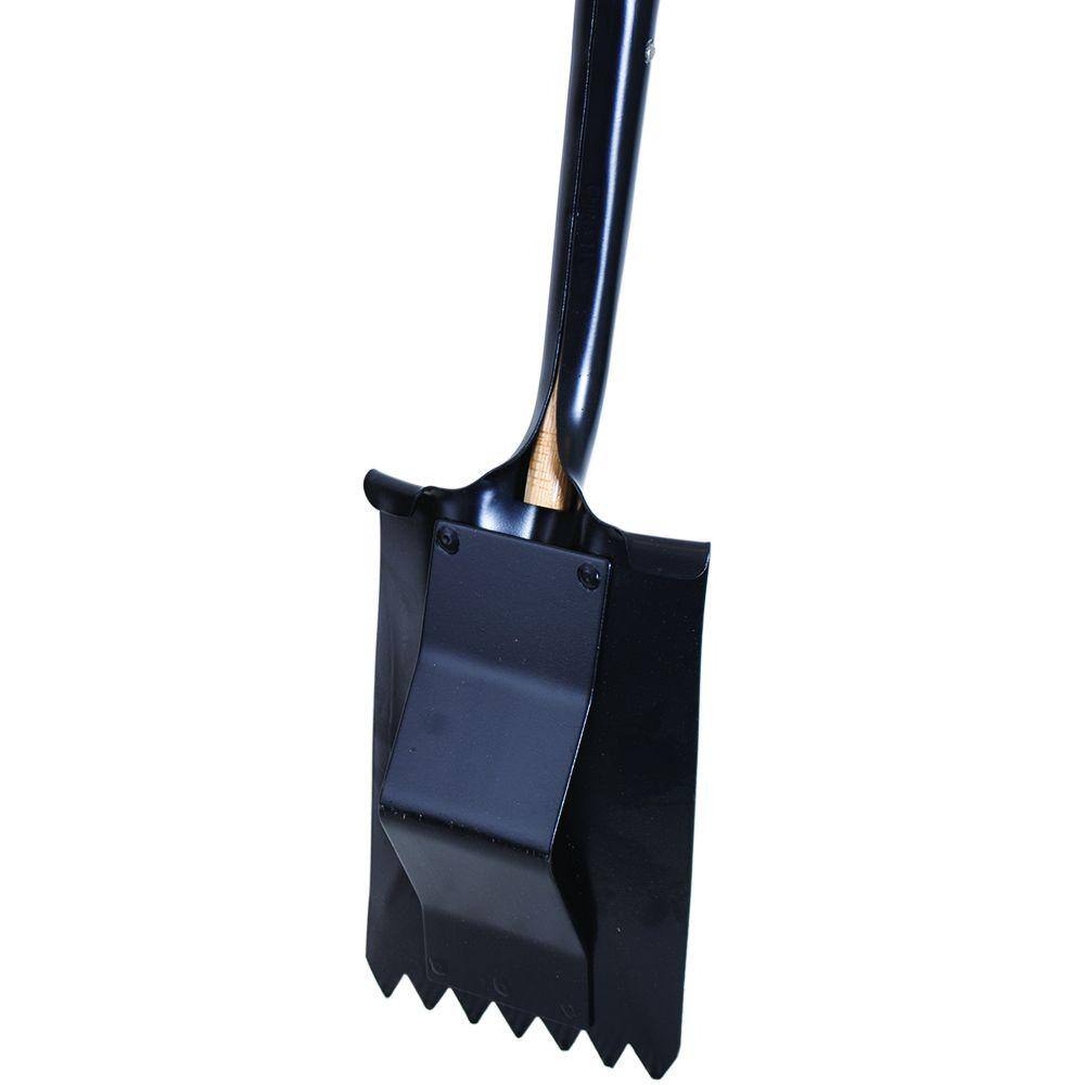 Razor-Back 30 in. Wood D-Handle Roof Shovel 46142