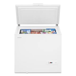 Amana 9 cu. ft. Chest Freezer in White AQC0902LW