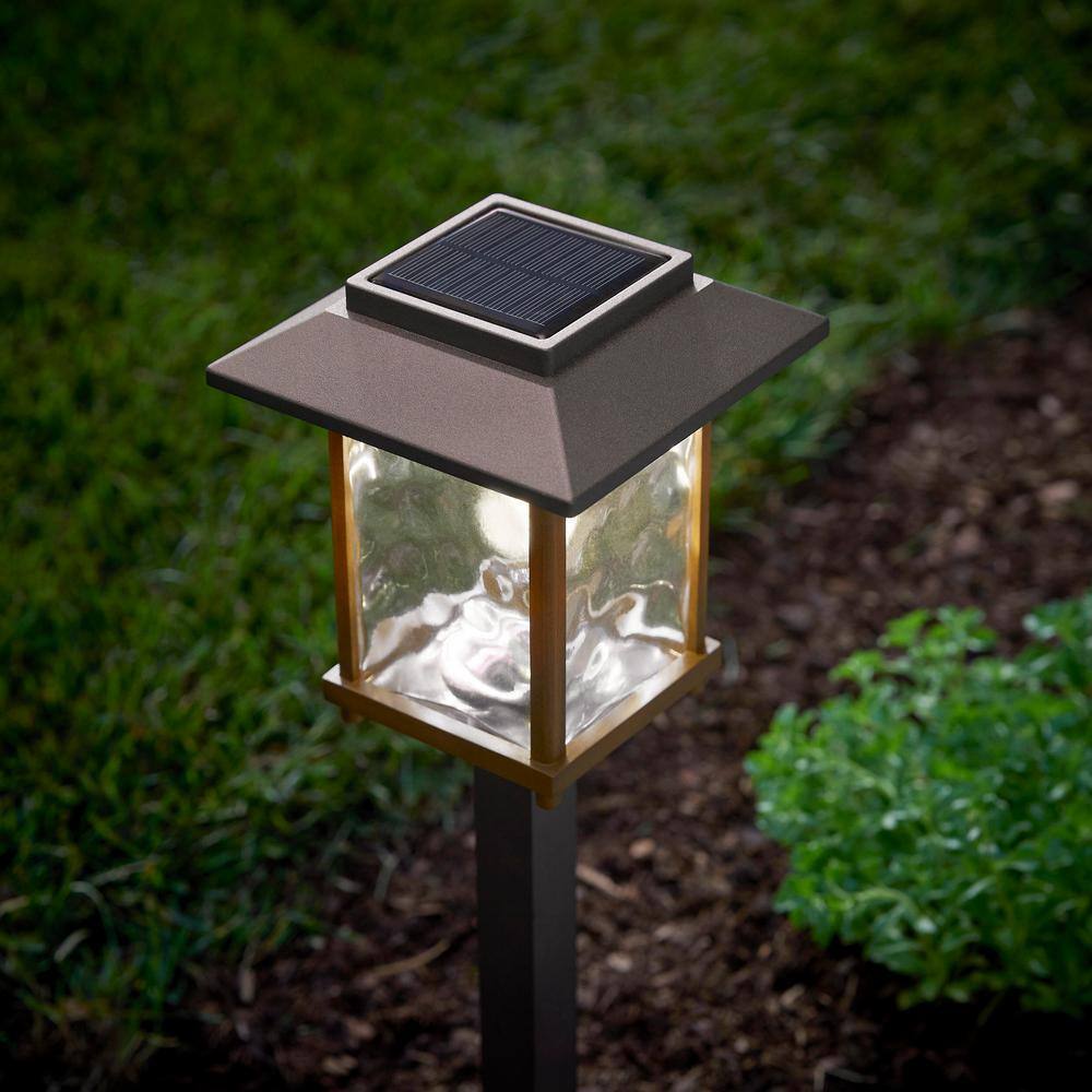 Hampton Bay Parkwood 2-Tone Bronze and Gold Solar LED Weather Resistant Path Light 14 Lumens with Water Glass Lens and Vintage Bulb 52300-024