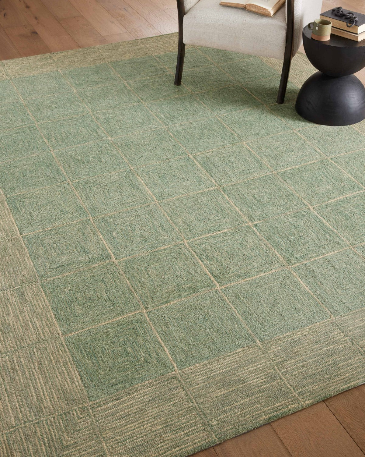 Francis Hooked Green/Natural Rug