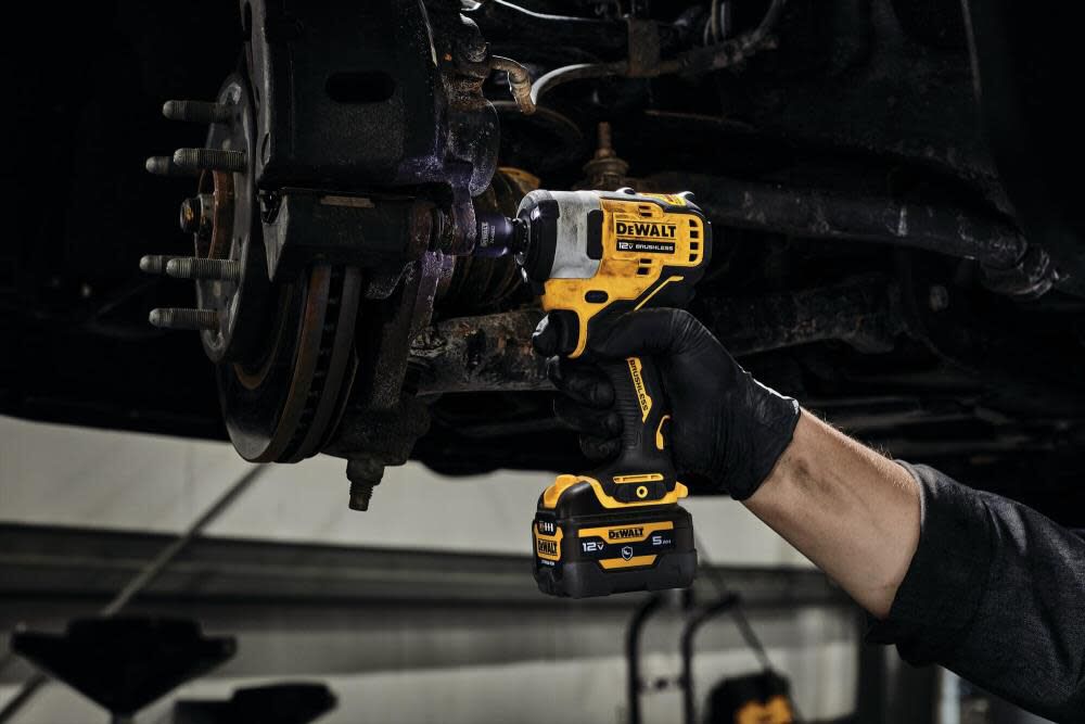 DEWALT 12V MAX Impact Wrench Kit 1/2" DCF901GJ1G1 from DEWALT