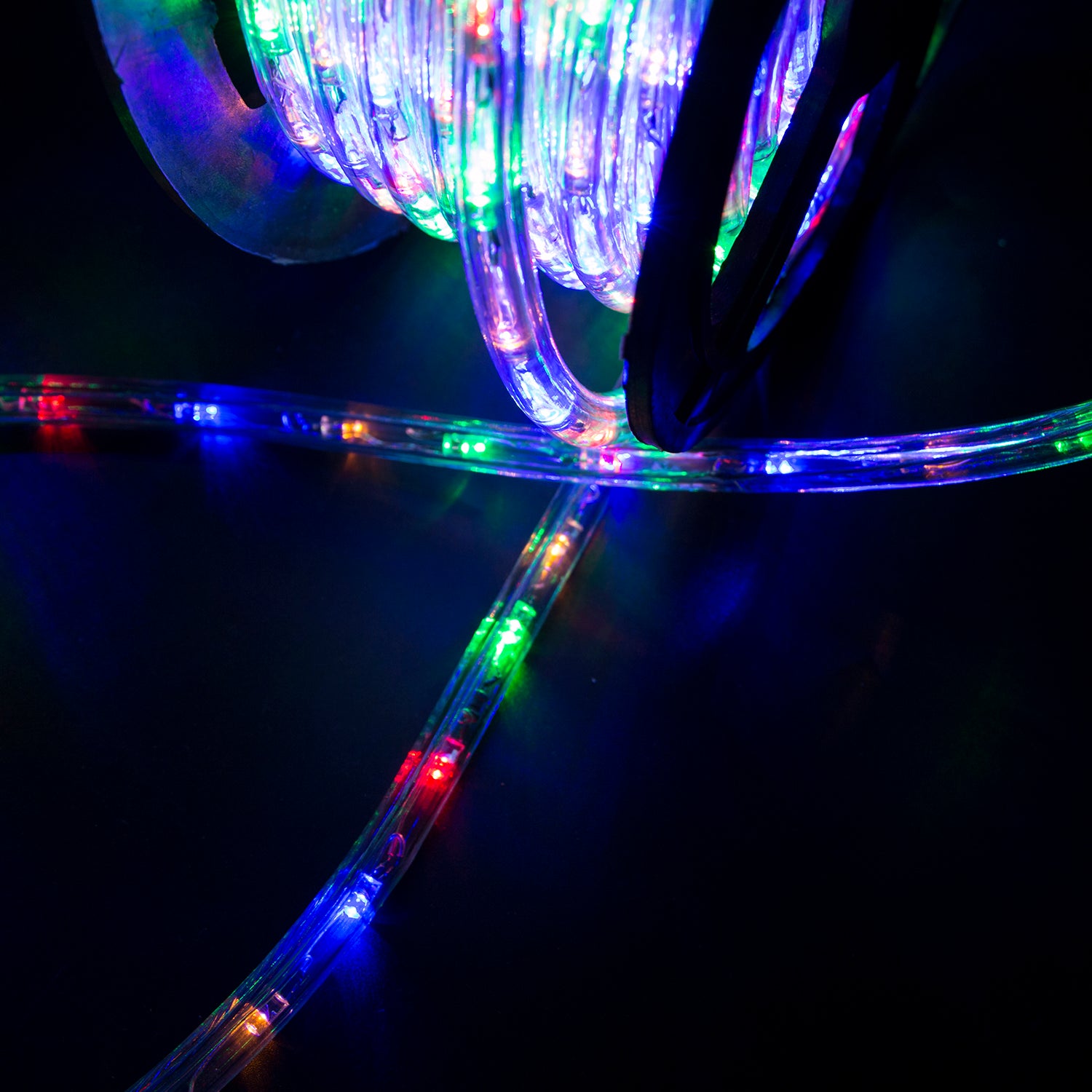 100Ft 2 Wire LED Rope Lights, RGB Lights with Clear PVC Jacket Connectable and Flexible for Indoor Wedding Christmas Party Waterproof Outdoor Decoration