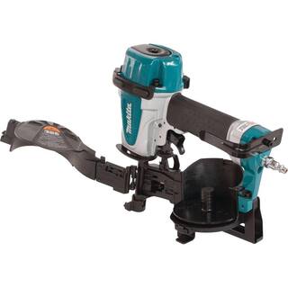 Makita 1-34 in. 15 Roofing Coil Nailer AN453