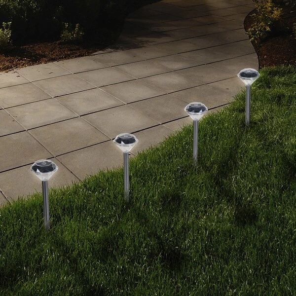 Pure Garden Outdoor Diamond Shaped Solar Pathway Lights - Silver