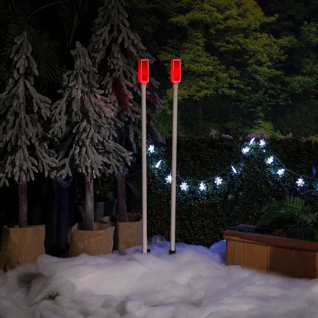 Set Of 2 Tall Outdoor Solar Powered Driveway Markets With Led Lights White red Alpine Corporation