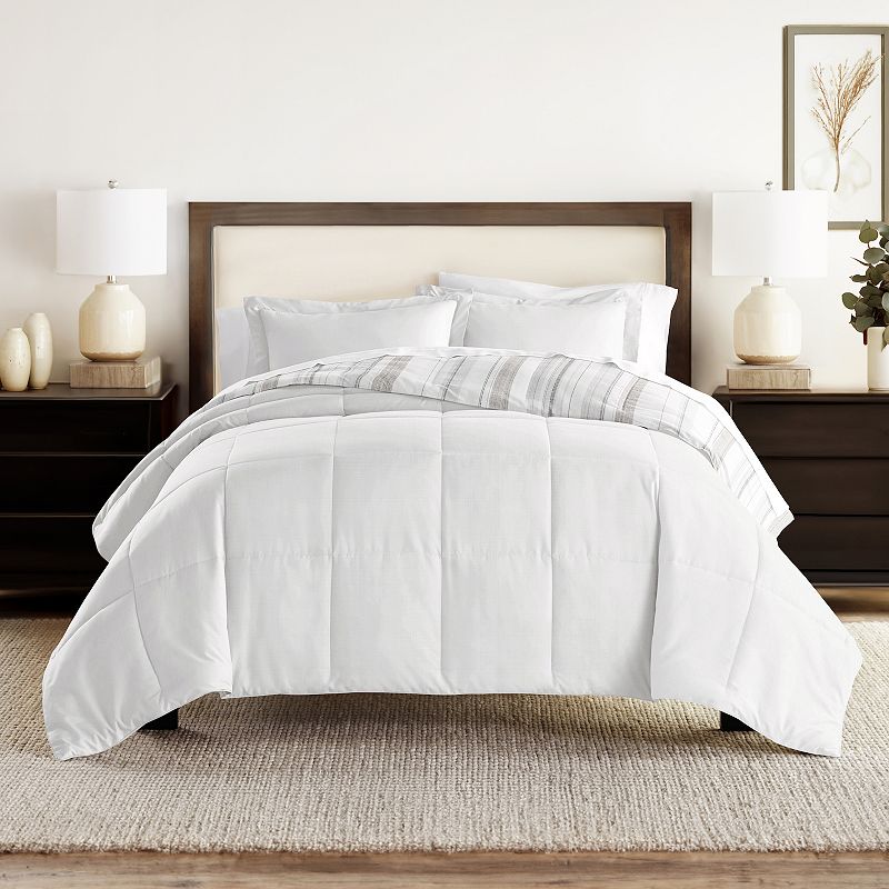 Home Collection Vertical Stripe All Season Down-Alternative Comforter Set