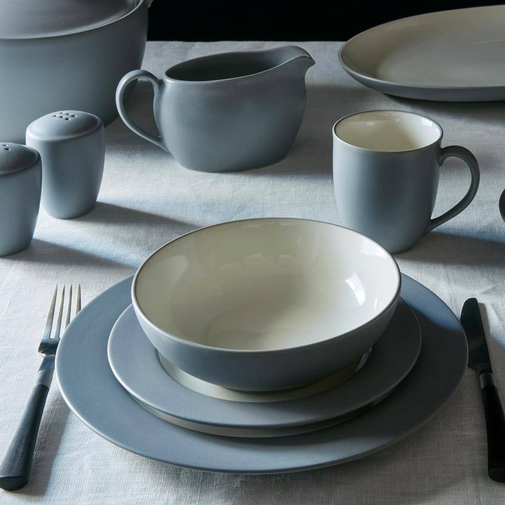 Noritake Colorwave Slate Grey Stoneware Coupe 4-Piece Place Setting (Service for 1) 5107-04G