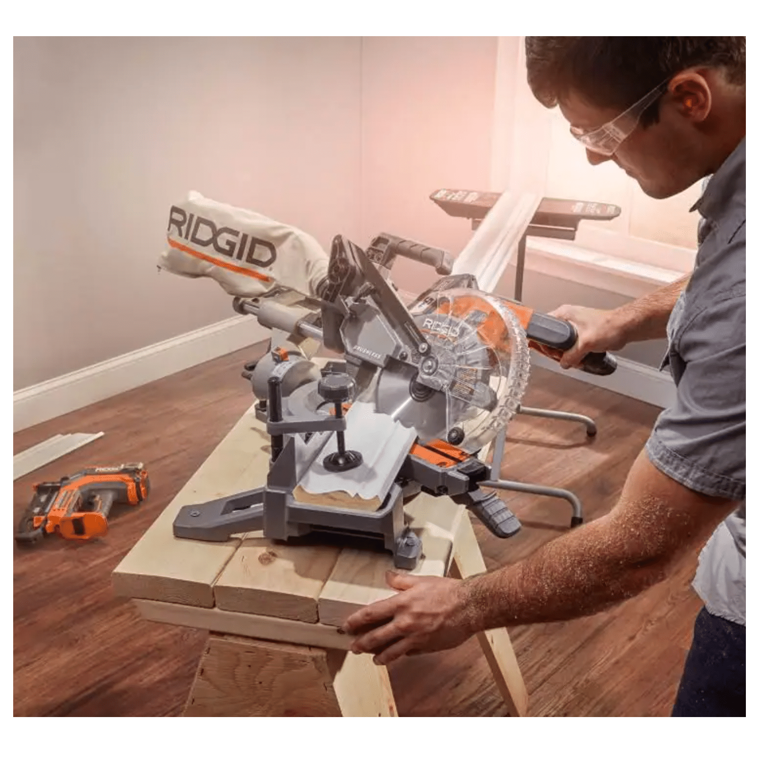 Ridgid 18V Brushless 7-1/4 in. Dual Bevel Sliding Miter Saw， Tool Only (R48607B)