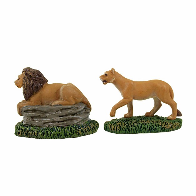 Department 56 Villages Zoological Garden x27 s Lions Two Figurines 2 25 Inches Lion Lioness Wildlife 6011454 Polyresin Brown