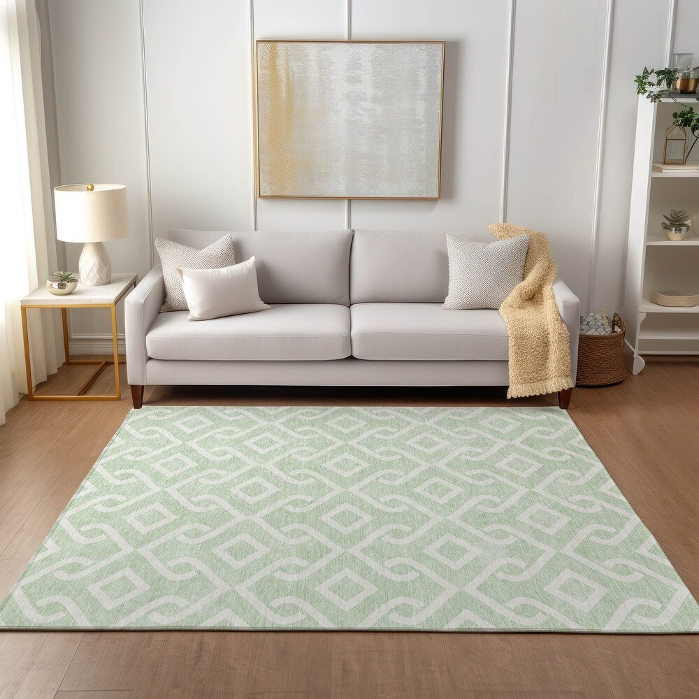 Machine Washable Indoor/ Outdoor Chantille Modern Trellis Rug