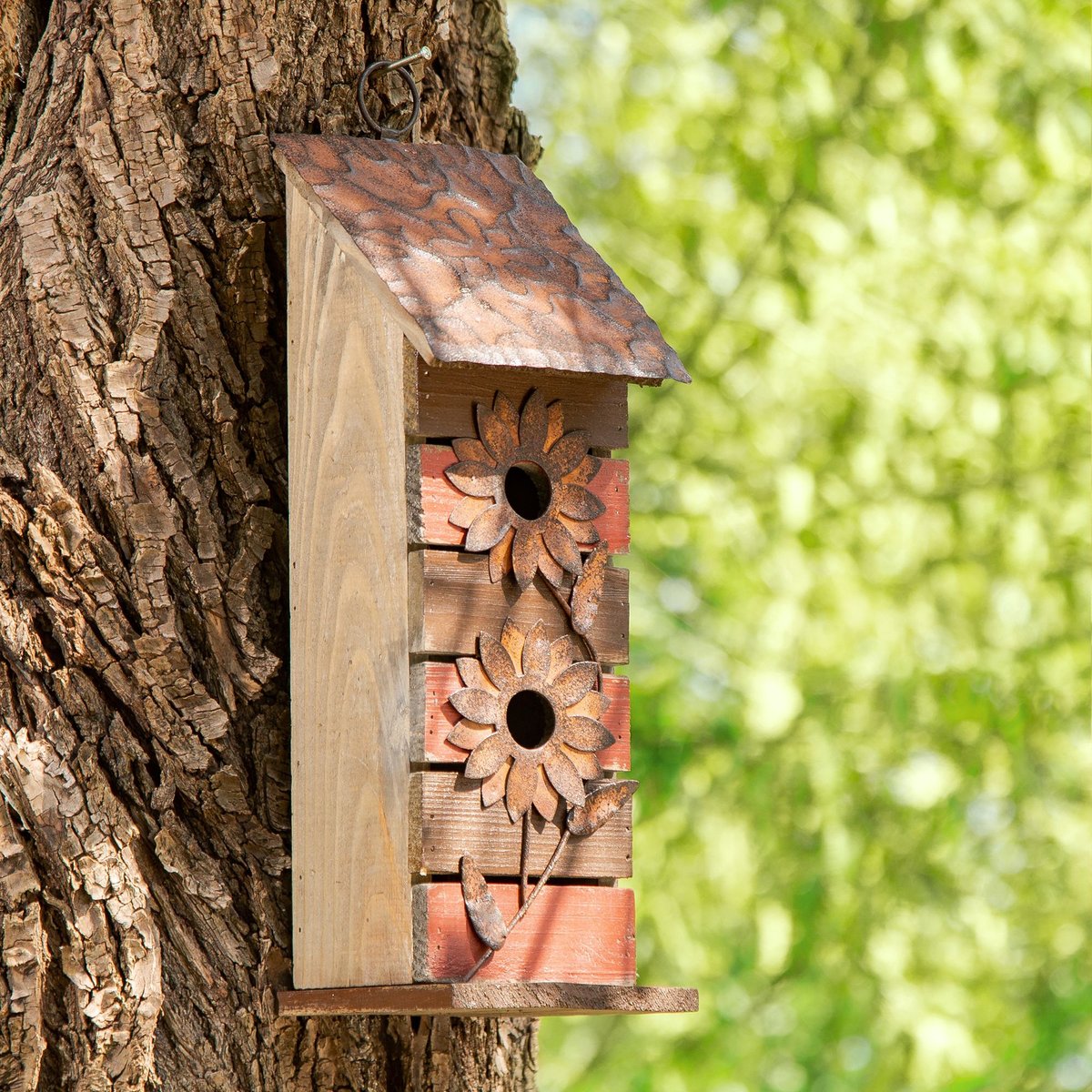 Glitzhome Two-Tiered Distressed Solid Wood Birdhouse with 3D Rustic Flowers