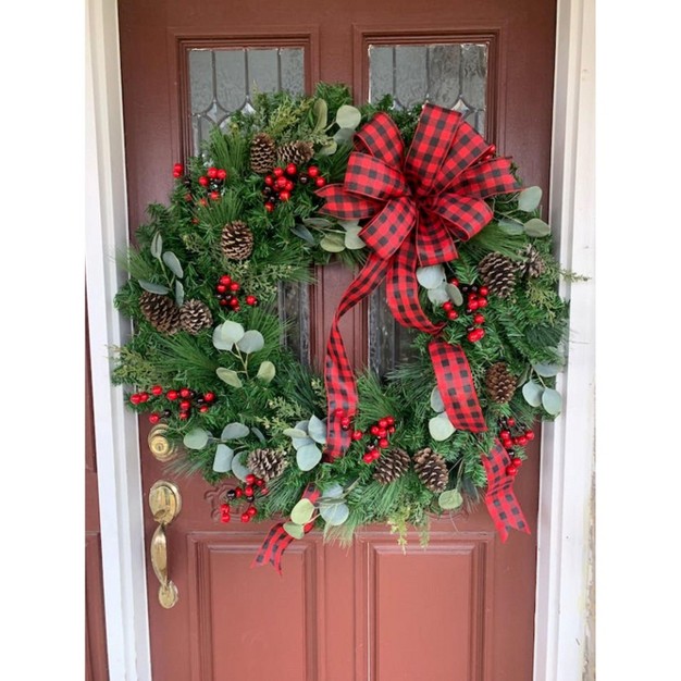 Unlit Canadian Pine Artificial Christmas Wreath