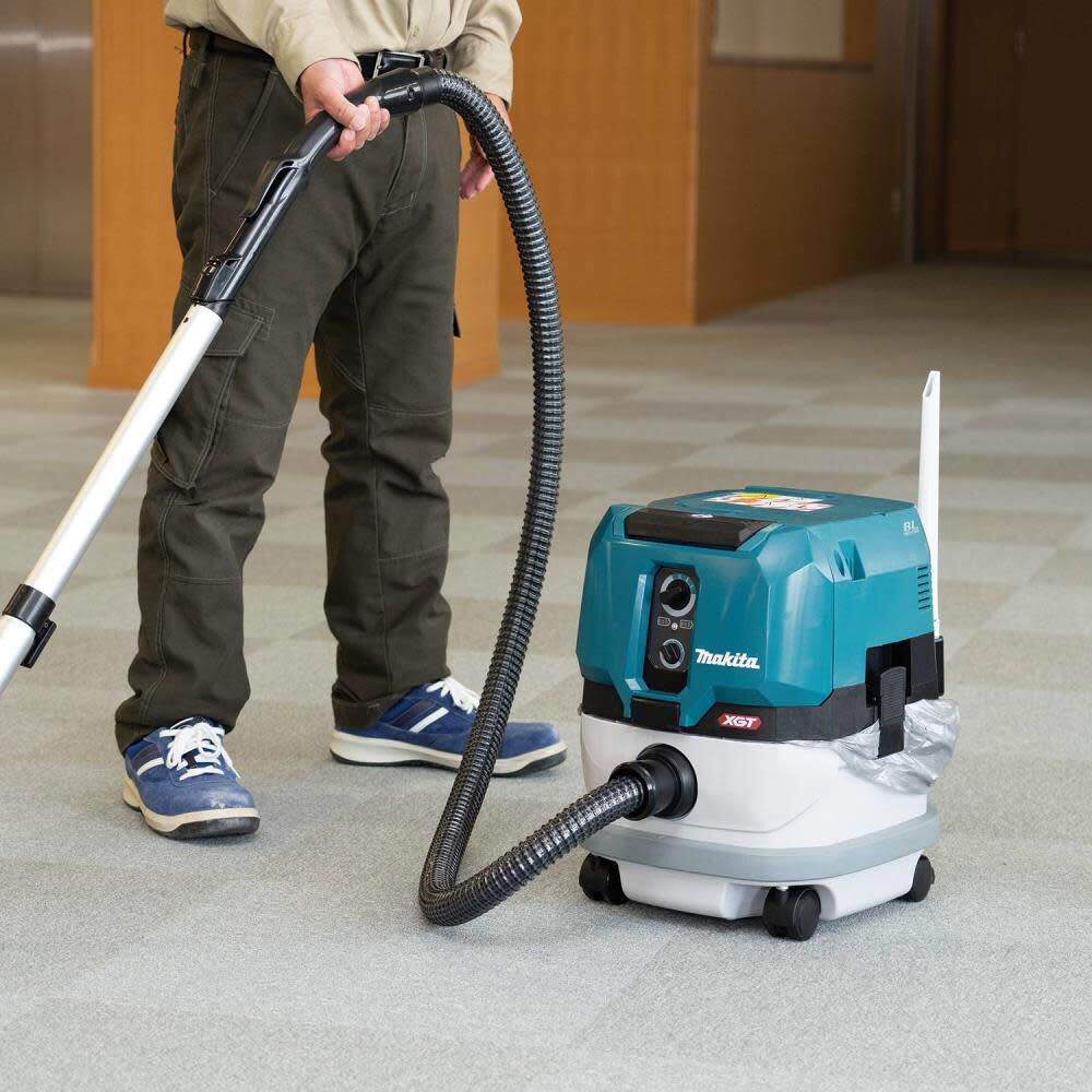 Makita 40V max XGT 2.1 Gallon Wet/Dry Dust Extractor/Vacuum Bare Tool GCV01Z from Makita