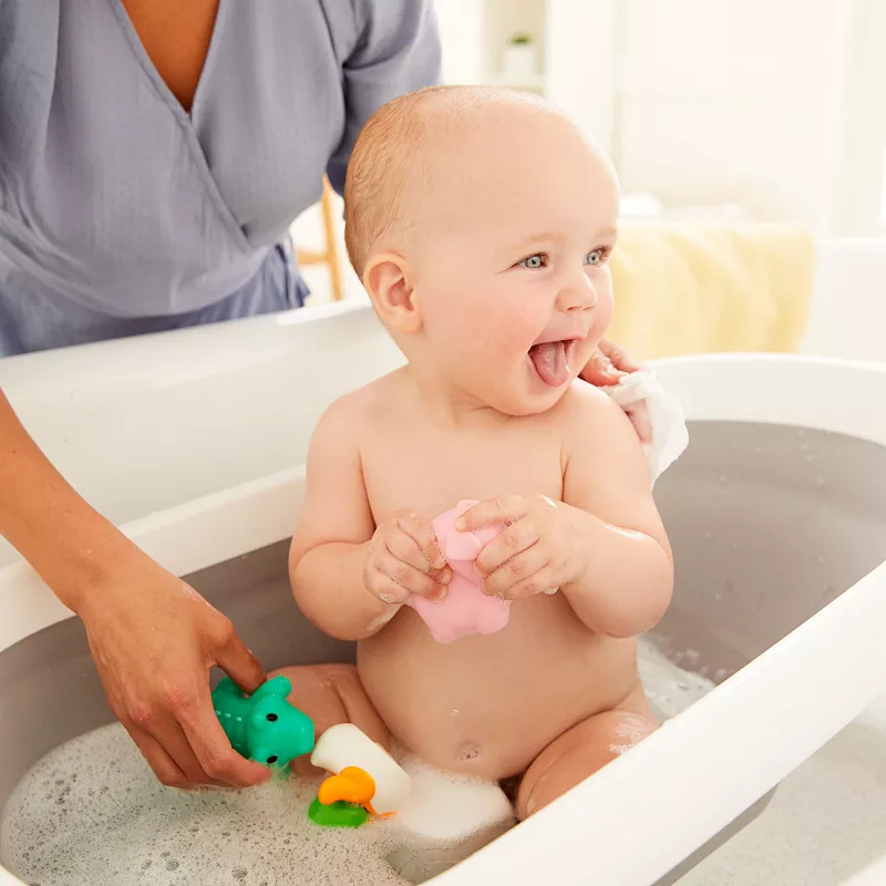 OXO Tot Splash and Store Bath Tub