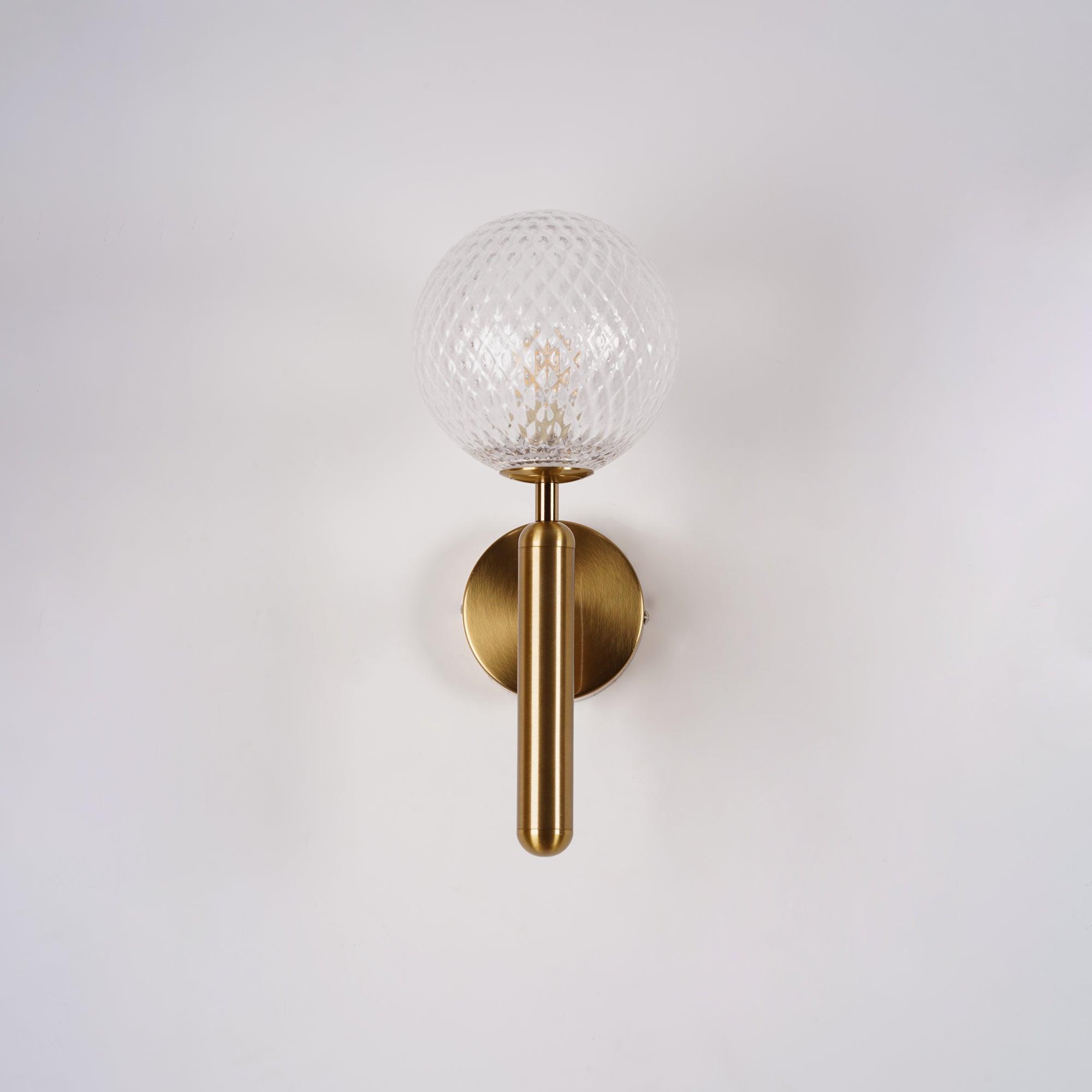 Nordica Wall Lamp