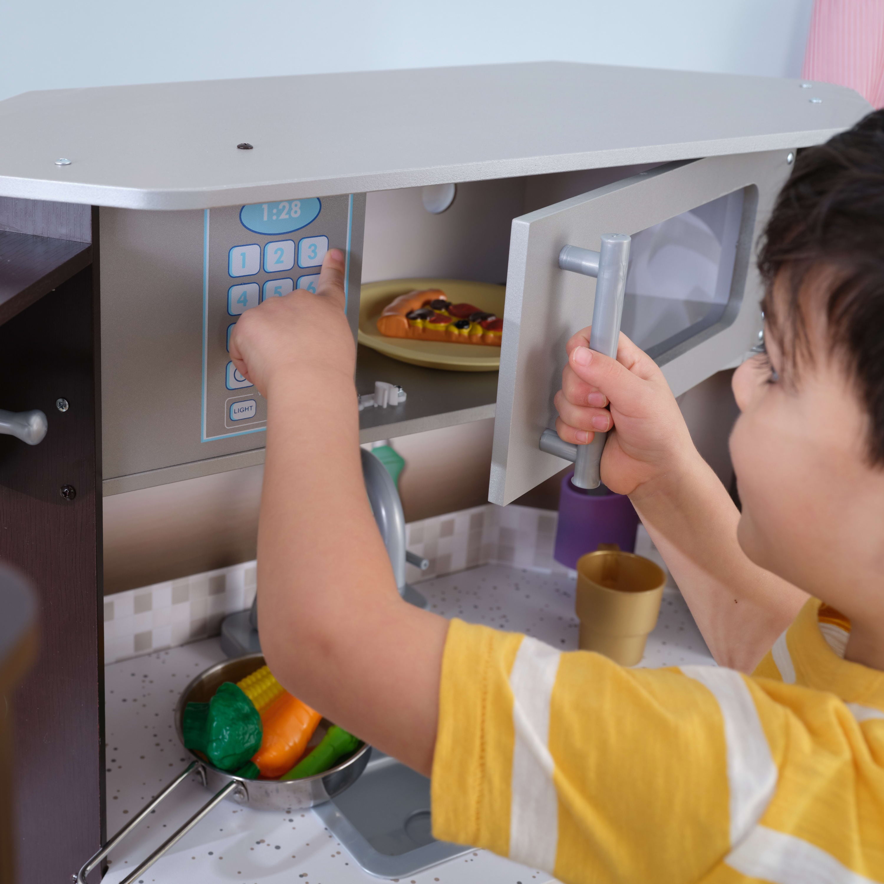 KidKraft Ultimate Corner Play Kitchen with Lights and Sounds - Espresso