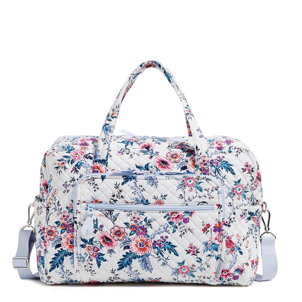 Vera Bradley  Weekender Travel Bag in Magnifique Floral