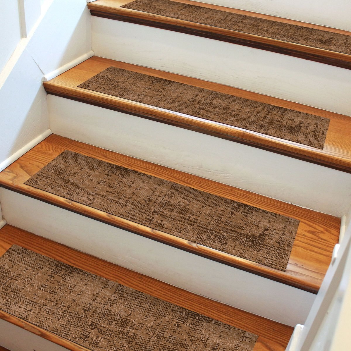 Bungalow Flooring FlorArt In Distress Natural Indoor Stair Treads， 4-pack