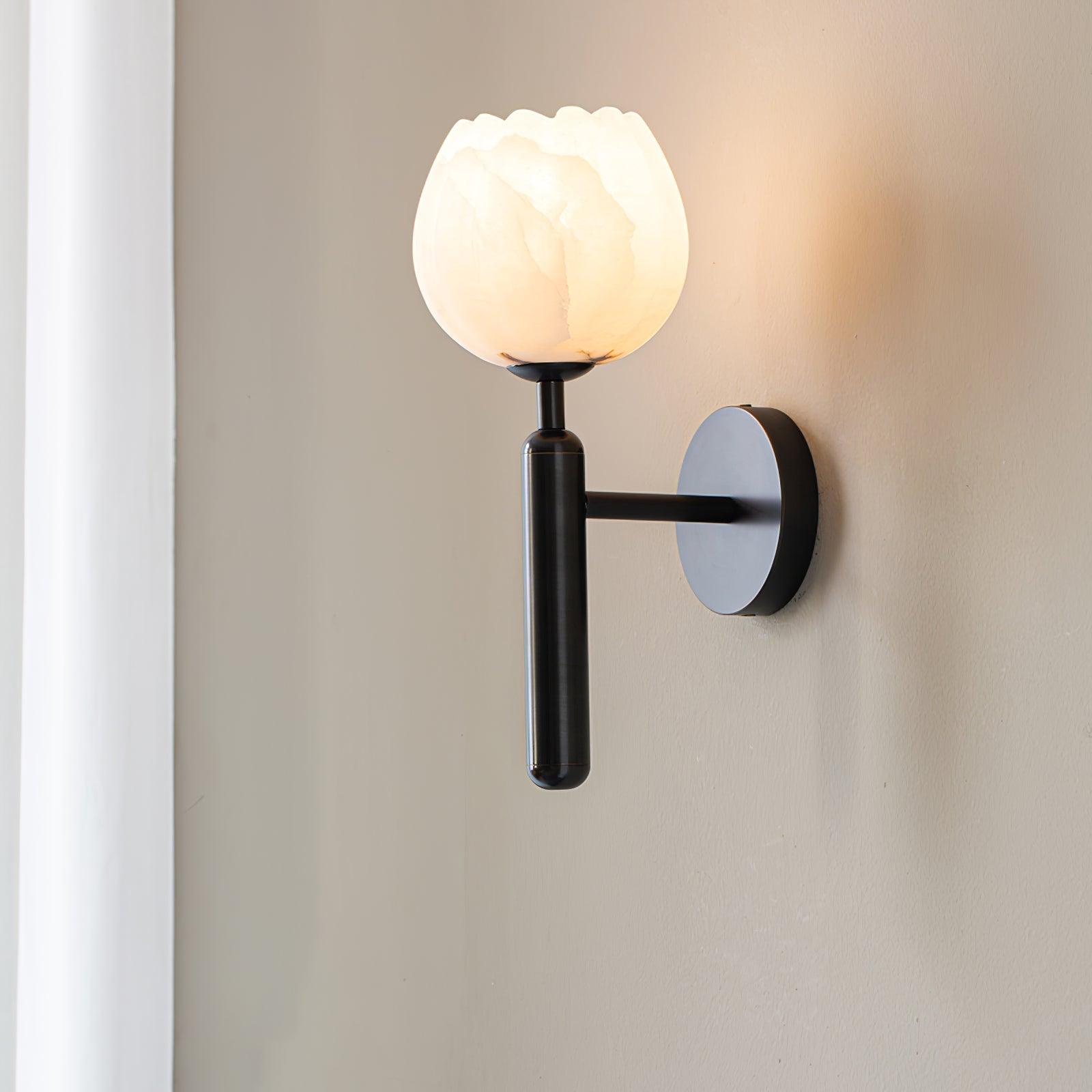 Mian Wall Lamp