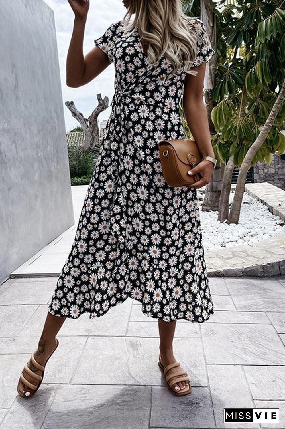 V-Neck Daisy Print Holiday Dress