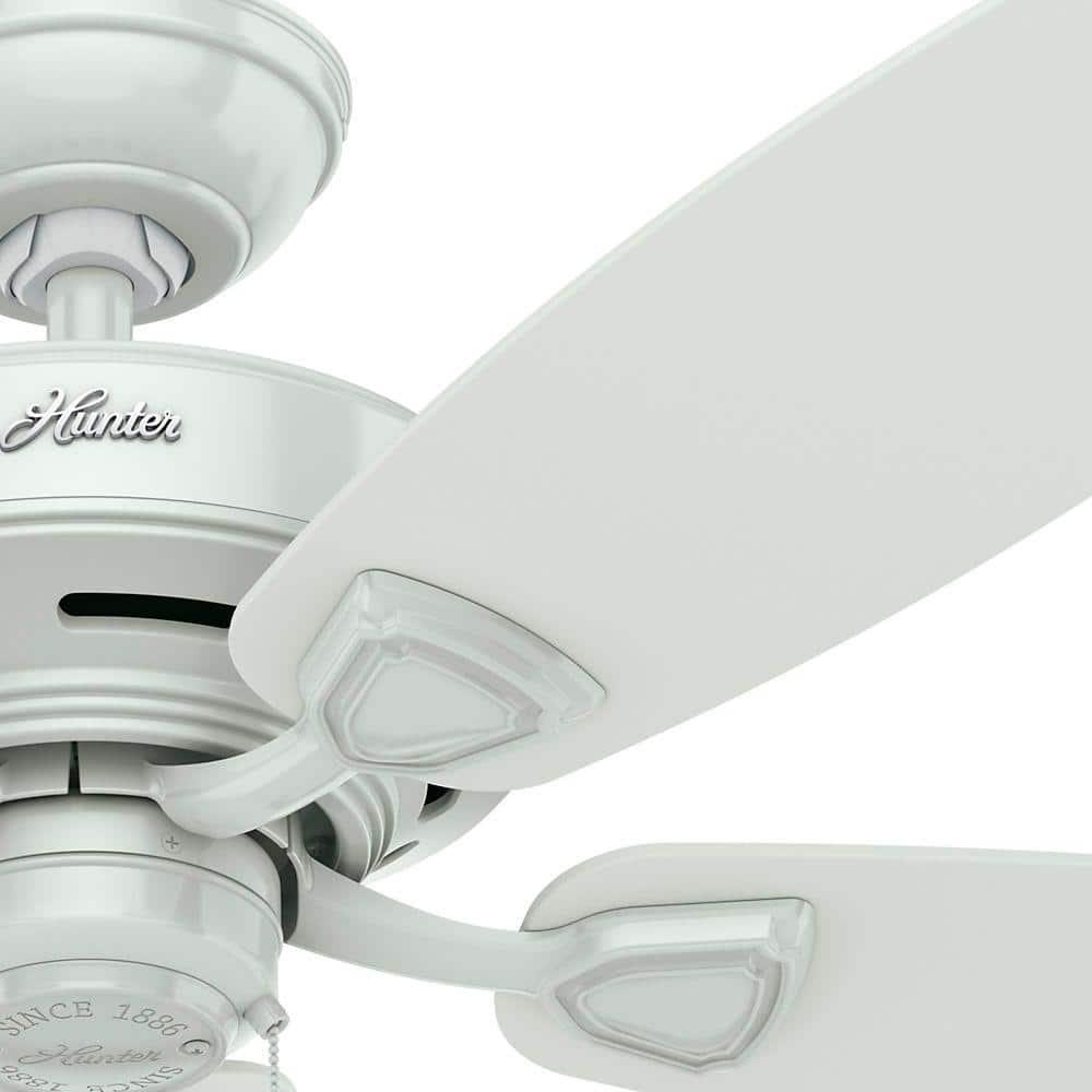 Hunter Sea Wind 48 in IndoorOutdoor White Ceiling Fan