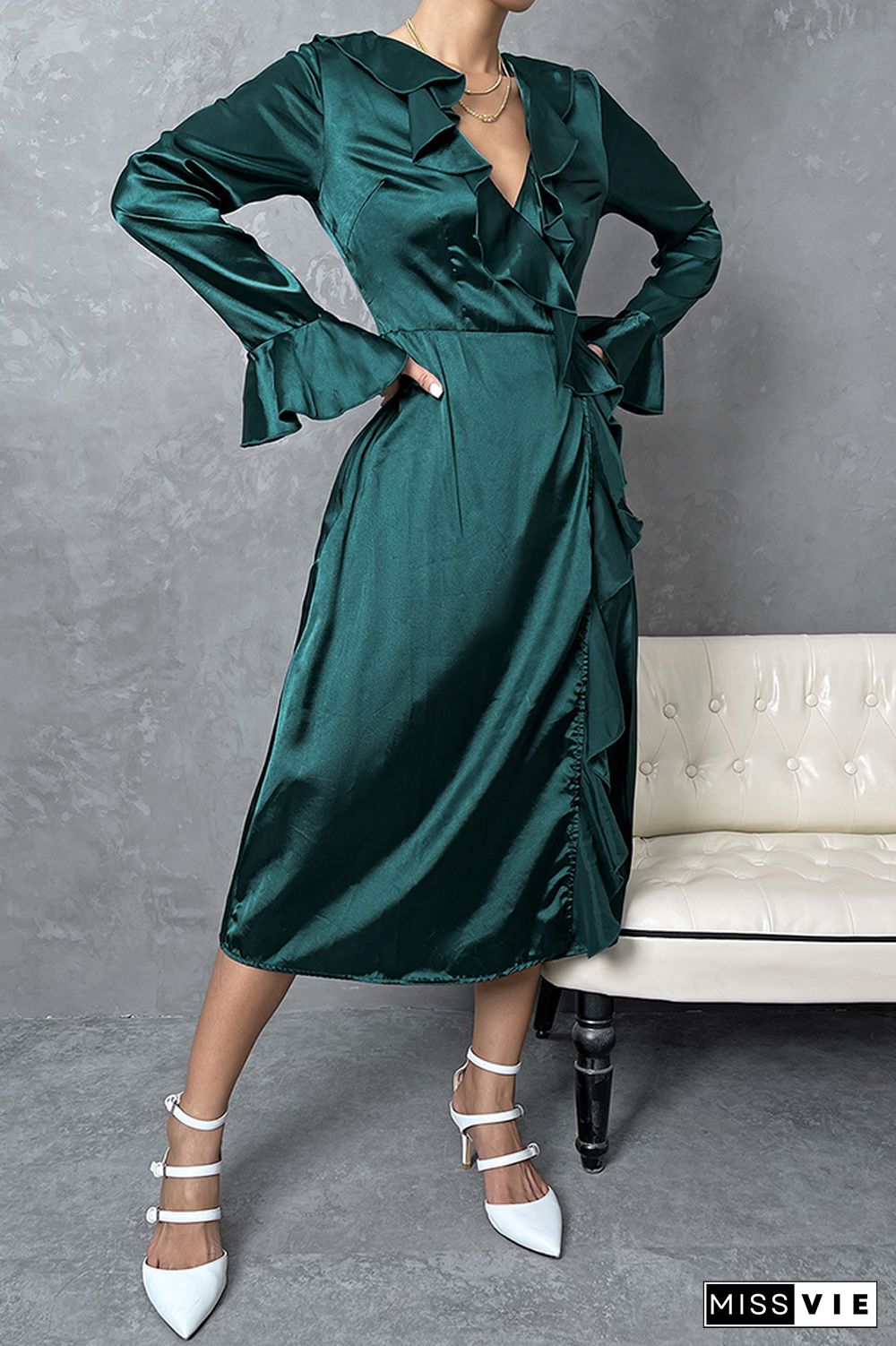 Dark Green V Neck Ruffles Midi Dress