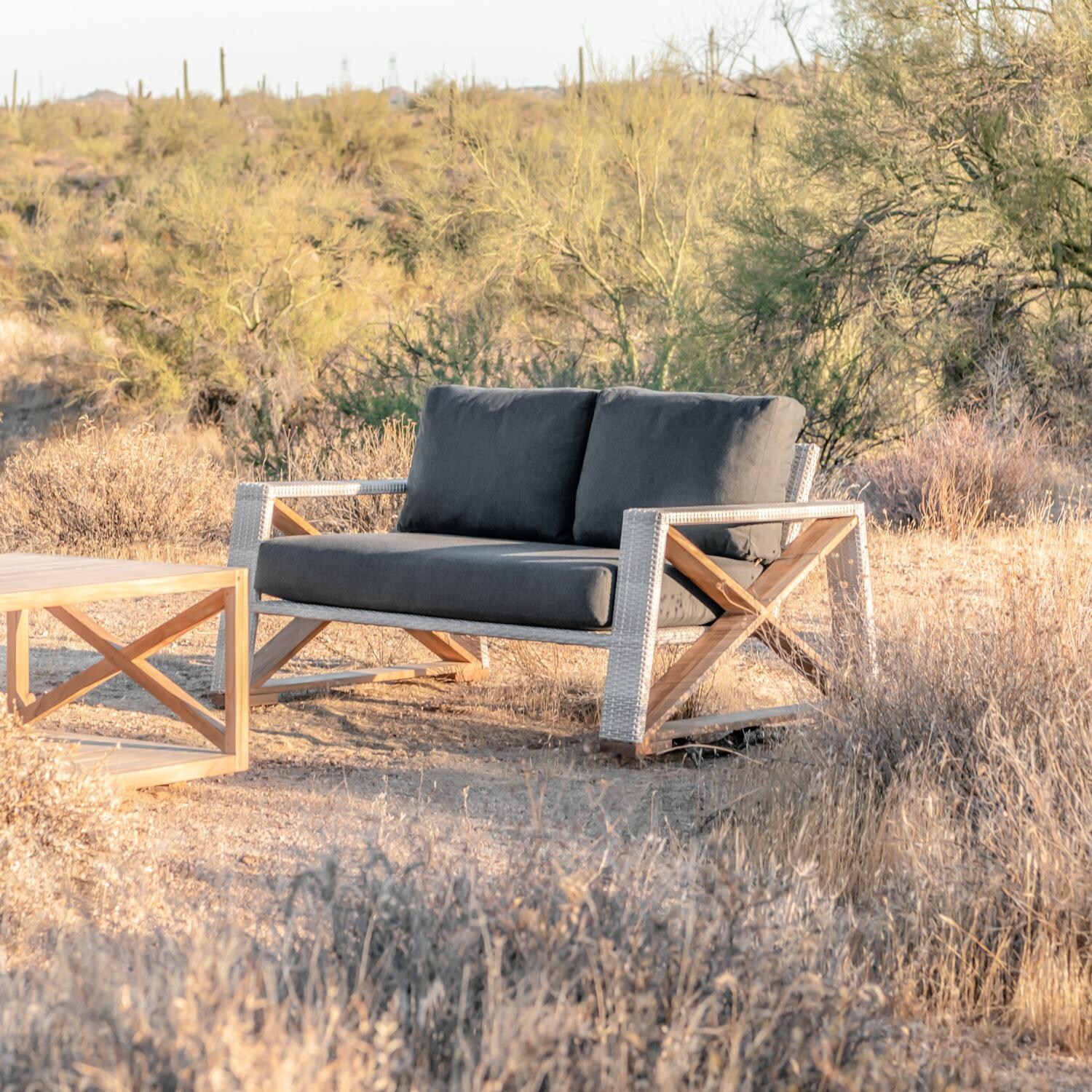 Signature Eden Isle Loveseat