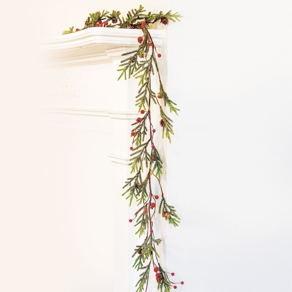 Mountain Pine and Berries Garland 5'