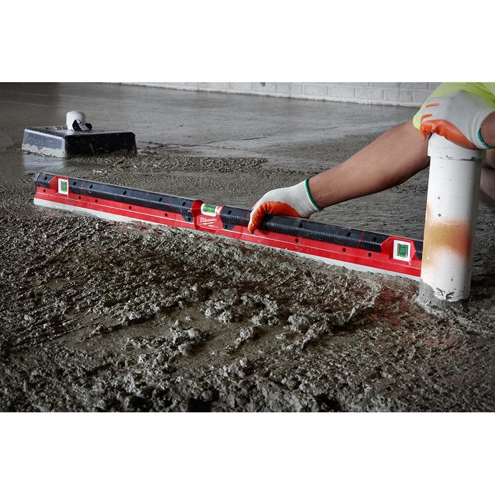 Milwaukee 48 in. REDSTICK Concrete Screed Level MLCON48 from Milwaukee