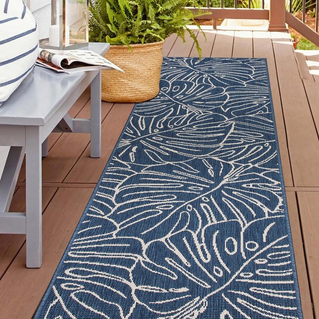 World Rug Gallery Contemporary Tropical Leaves Weather Resistant Reversible Indoor outdoor Area Rug