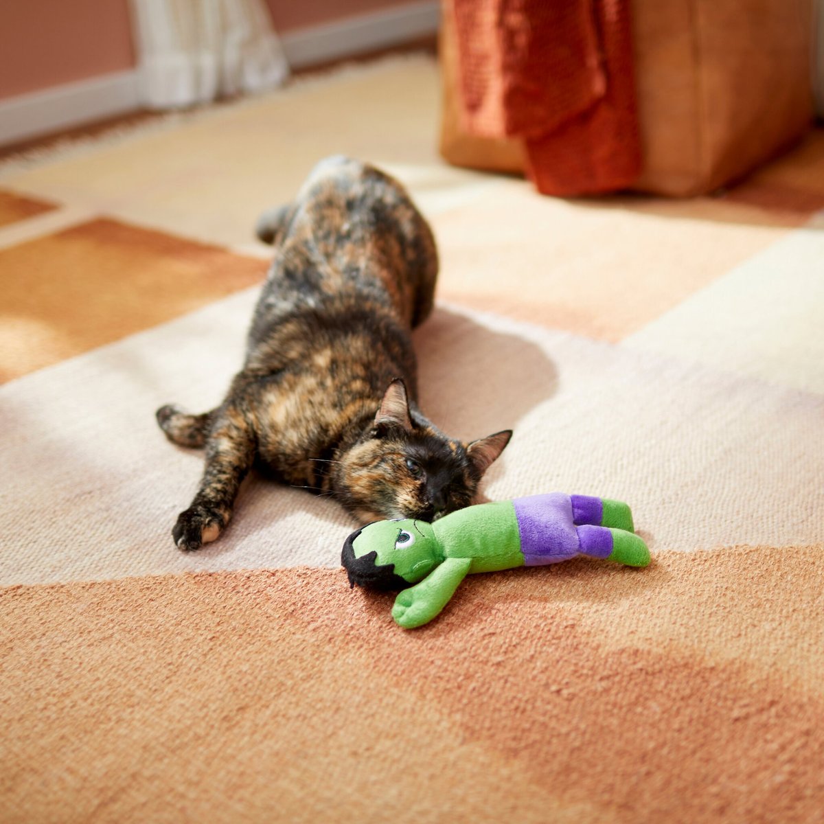 Marvel 's The Hulk Plush Kicker Cat Toy with Catnip