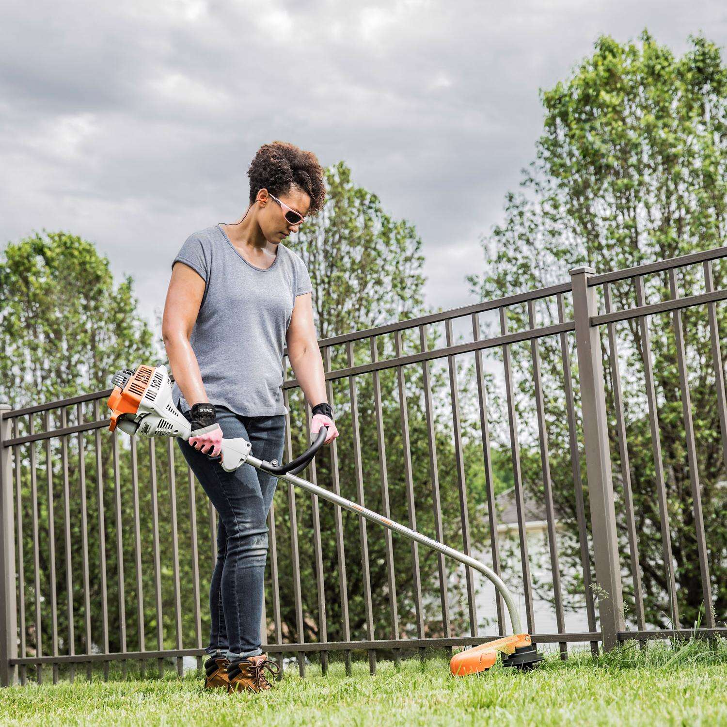 STIHL FS 38 15 in. Gas String Trimmer