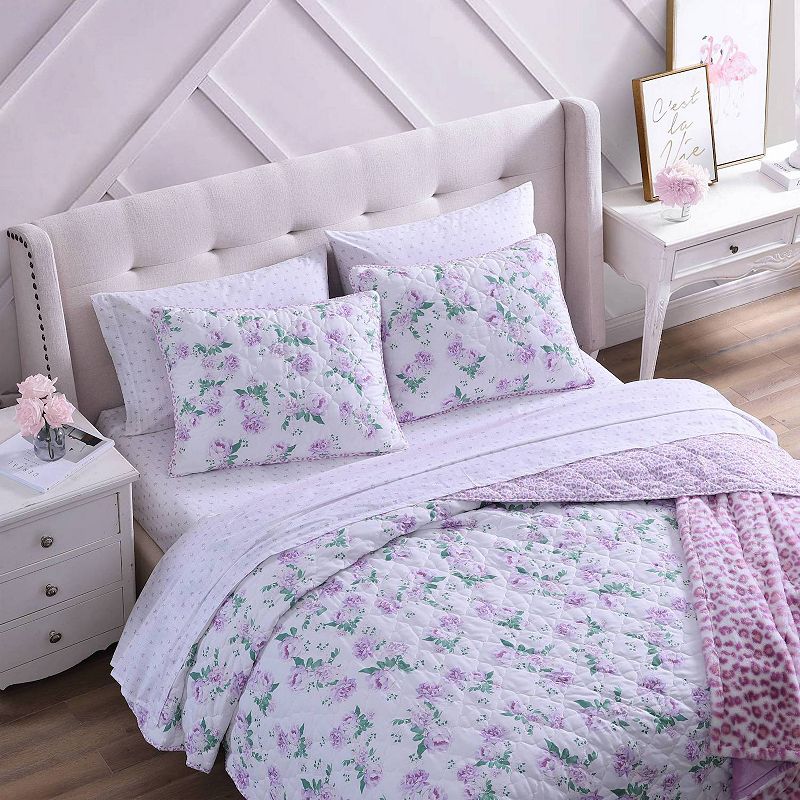 Betsey Johnson Blooming Roses Purple Quilt Set