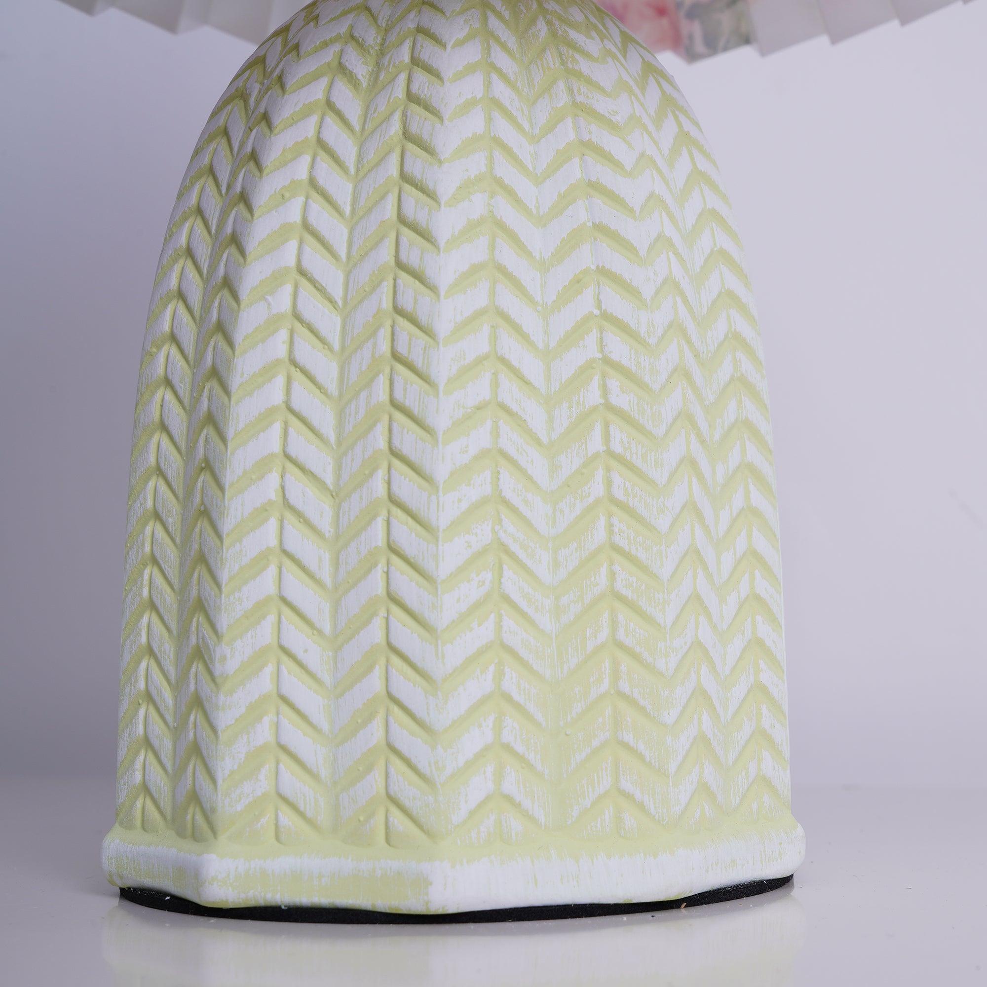 Vintage Pleated Table Lamp