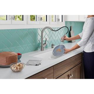 KOHLER Setra Single-Handle Touchless Pull-Down Sprayer Kitchen Faucet in Vibrant Stainless K-R22898-SD-VS