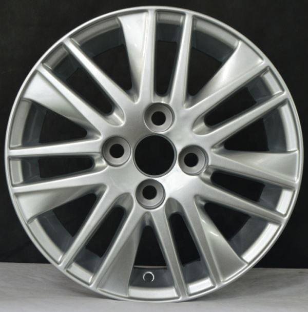 Sliver Painting oy Wheel Rims Multi Spoke 15x5.5 inch Passenger Car Wheels 4x100 Professional