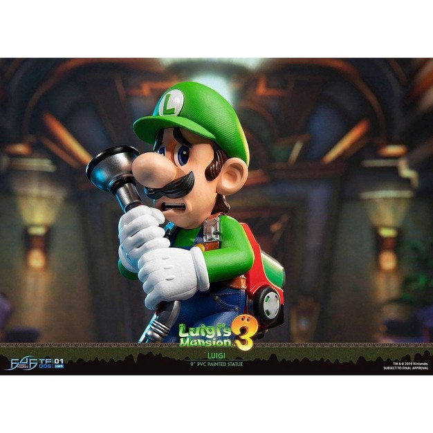 Dark Horse Comics Luigis Mansion 3 Luigi 9 inch Pvc Statue